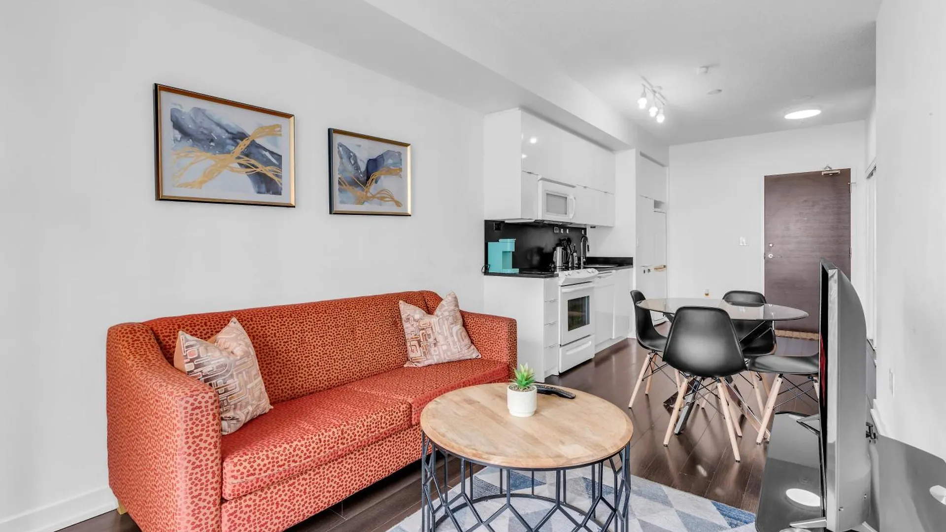 Downtown Condo - Free Parking/Self Check-In contacts